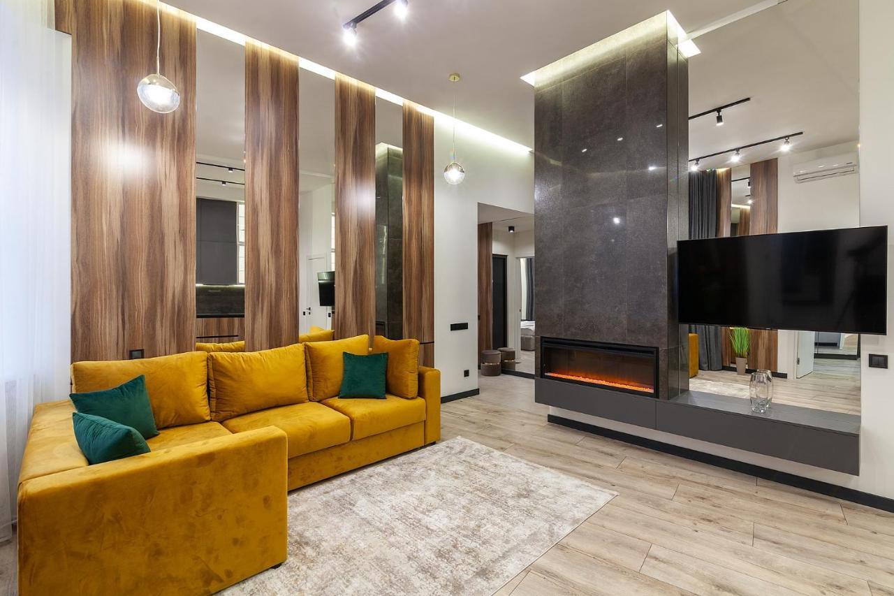 Royal Apartment On Leontovicha 7/2 Lviv Exteriör bild